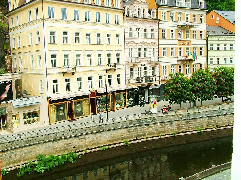 Apartment Pension Astra Karlovy Vary