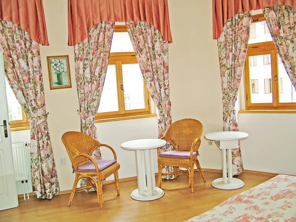 Pension Astra Karlovy Vary